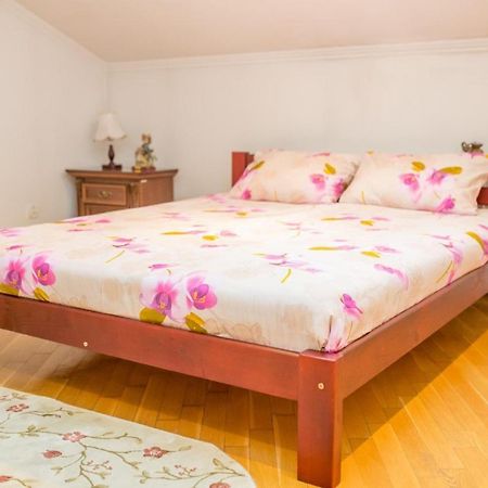 Apartment Kostyushka Lviv Bagian luar foto
