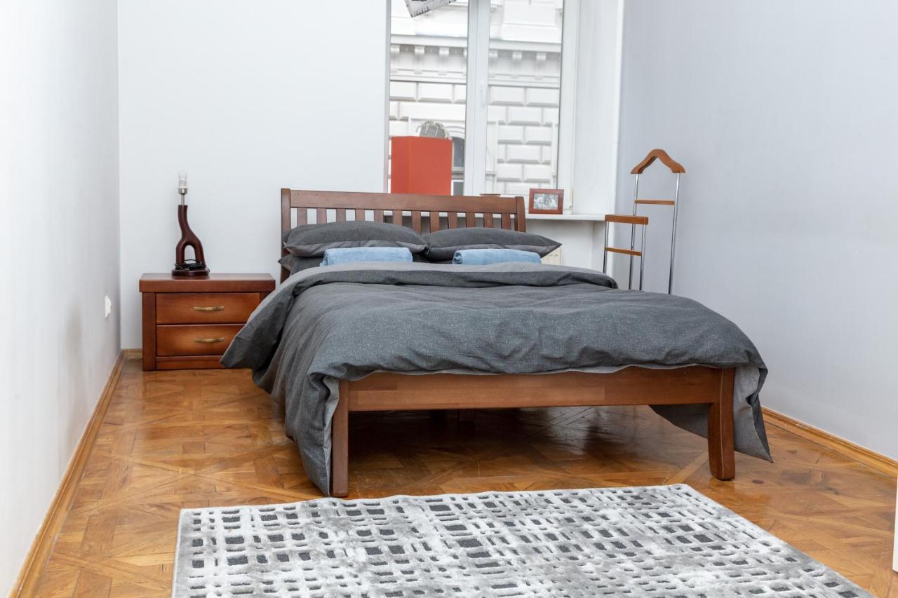 Apartment Kostyushka Lviv Bagian luar foto