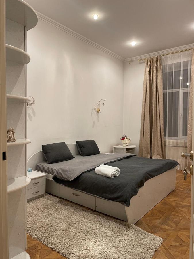 Apartment Kostyushka Lviv Bagian luar foto